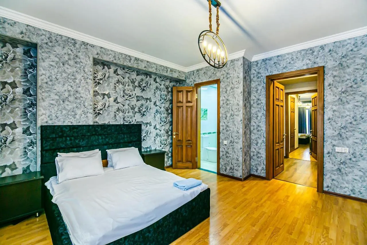 Apartment Leylek Sweet 3 Bedroom Baku